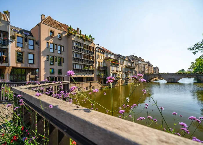 Quai Des Roches